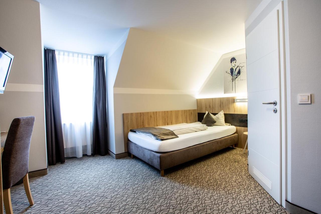 Amtsstueble Hotel & Restaurant Mosbach  Eksteriør bilde