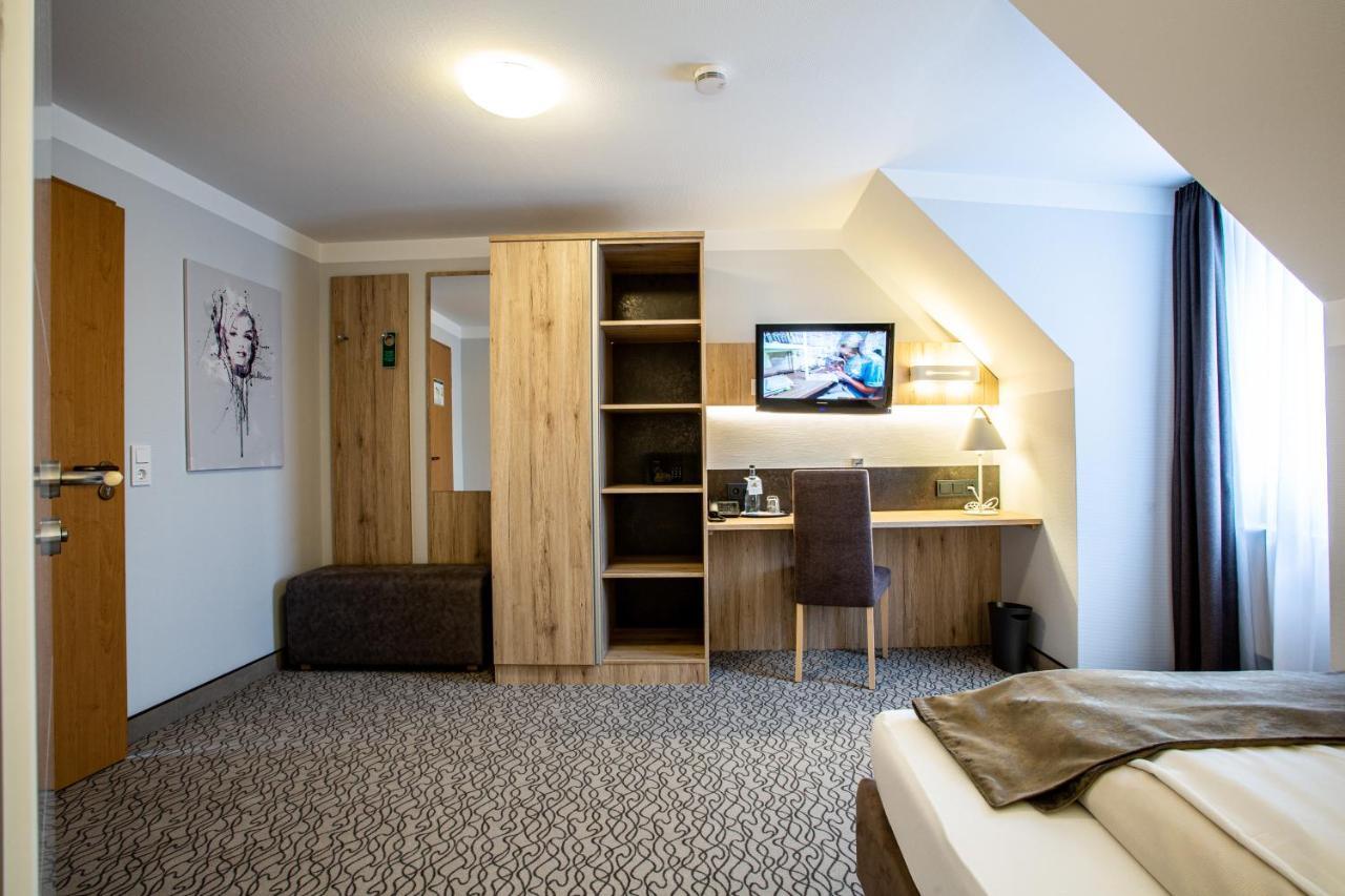 Amtsstueble Hotel & Restaurant Mosbach  Eksteriør bilde