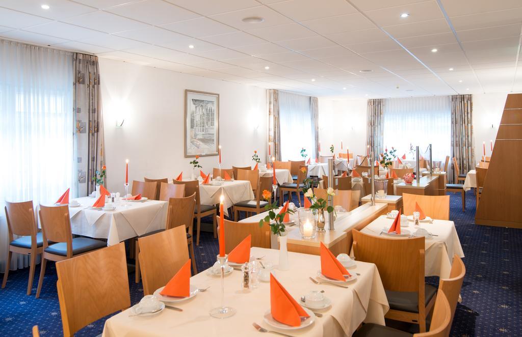 Amtsstueble Hotel & Restaurant Mosbach  Eksteriør bilde